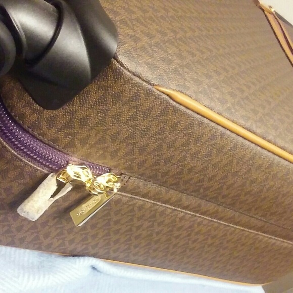 Michael Kors - Picture 5 of 8